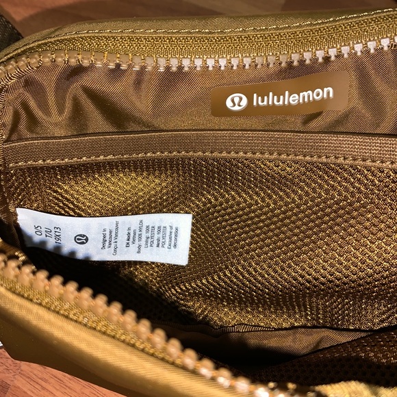 NWT Lululemon Athletica Everywhere Belt Bag Burnt Caramel - Picture 8 of 10